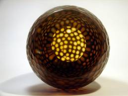 Glass-Sculpture-by-Jamie-Worsley_honey-pod