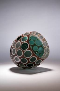 Glass-sculpture-by-Jamie-Worsley_Alakoome